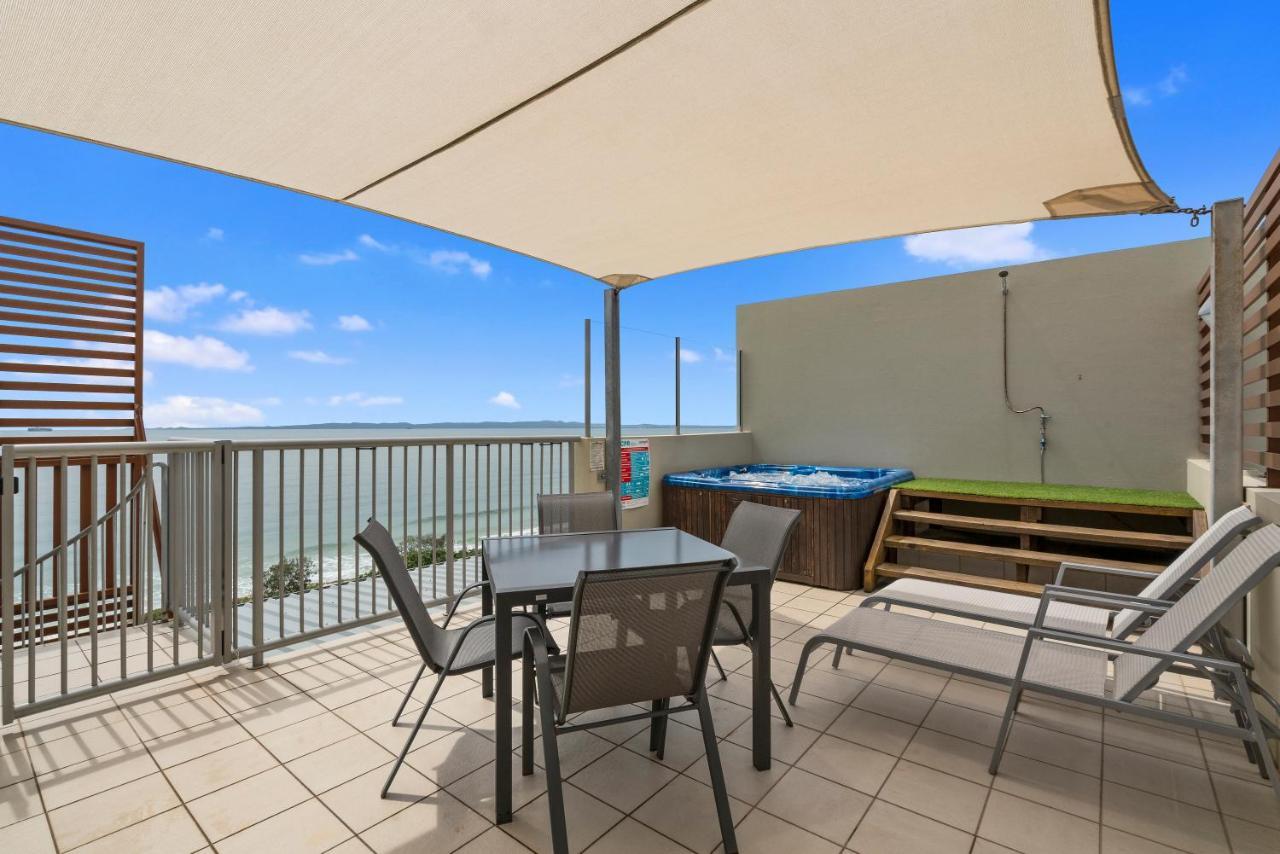On The Beach Resort Bribie Island Woorim Buitenkant foto