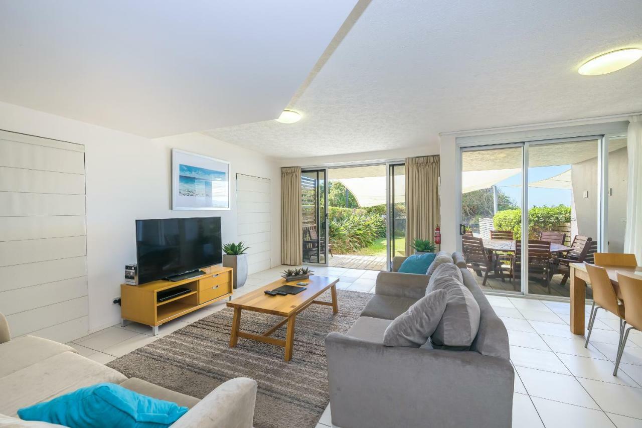 On The Beach Resort Bribie Island Woorim Buitenkant foto