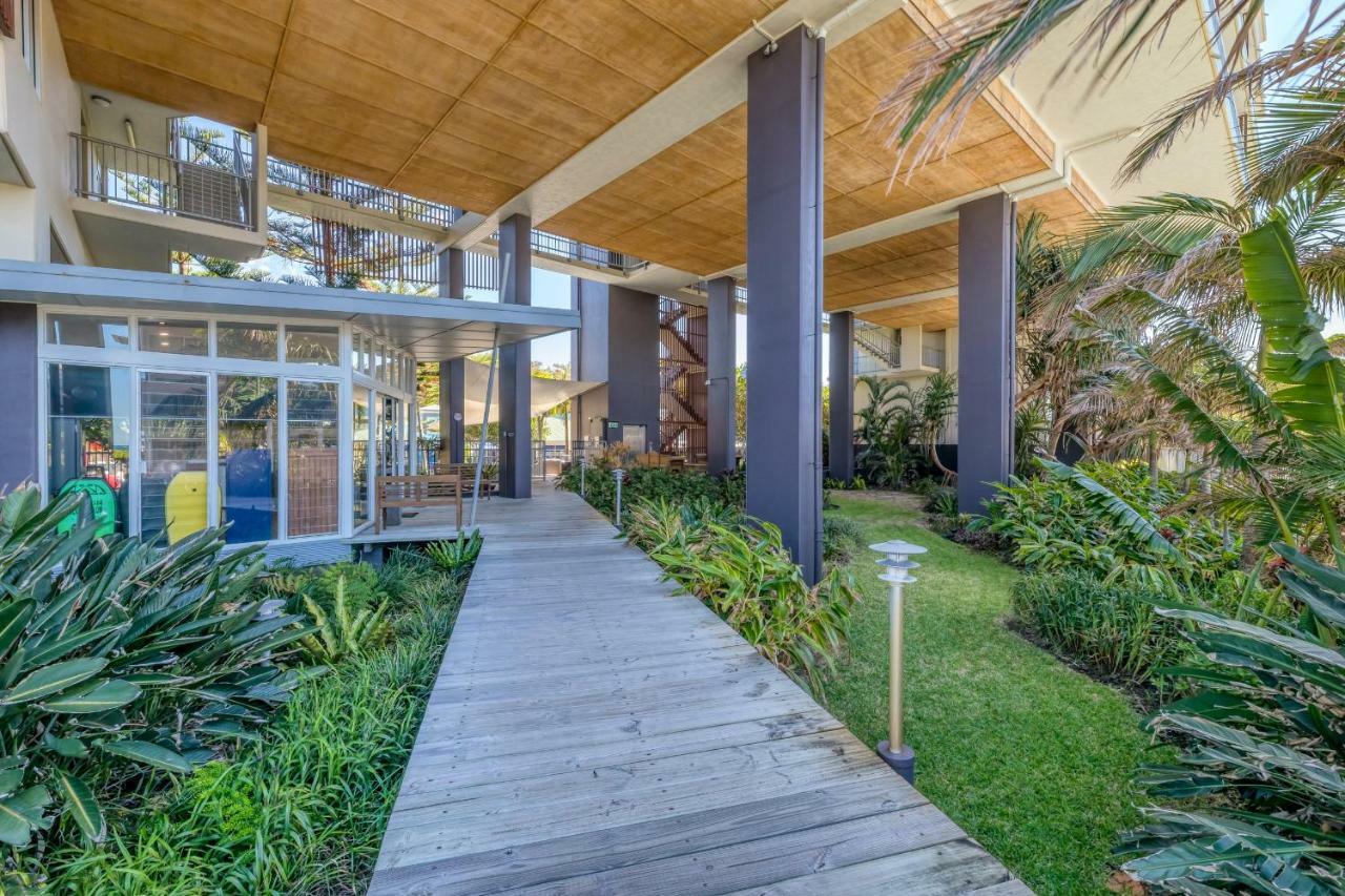 On The Beach Resort Bribie Island Woorim Buitenkant foto